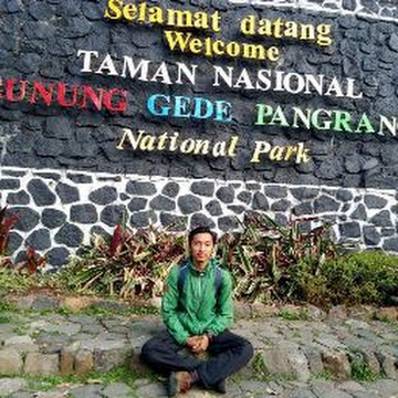 Profile photo of rizqianbari